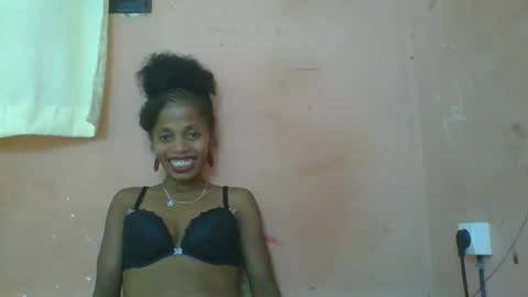 Snapshot of rosiahot1 chatting on March 10, 9:56 am rosia online show from March 10, 9:56 am