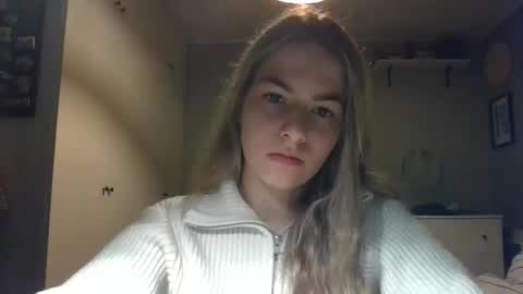 Rosie online show from December 3, 11:18 am