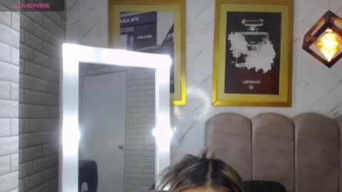 rosse jeane v online show from February 11, 3:10 am