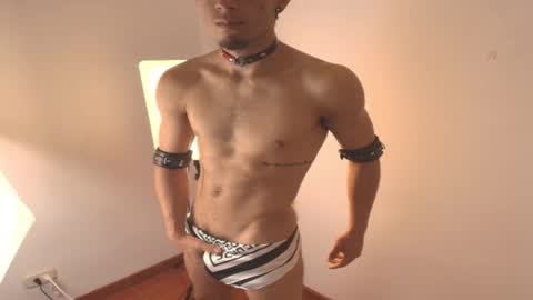 rosse_one online show from November 30, 8:16 pm