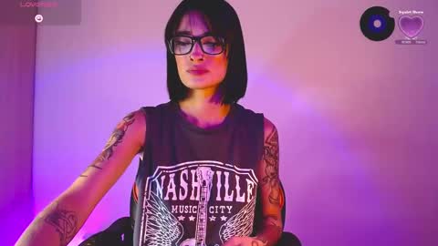 Snapshot of rot_wallace chatting on September 18, 10:58 pm rot_wallace online show from September 18, 10:58 pm
