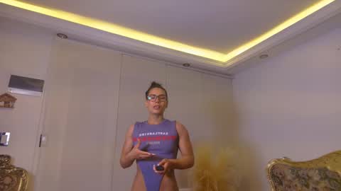 Rouse leon online show from December 3, 6:08 pm