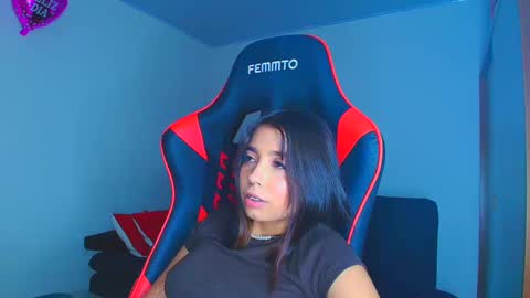 Snapshot of rousse_violet chatting on September 27, 11:57 pm rousse_violet online show from September 27, 11:57 pm