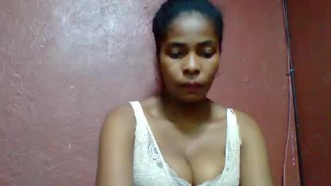 rovaelyah online show from October 17, 10:30 am