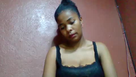 rovaelyah online show from October 9, 7:14 am