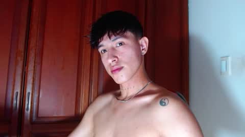 Snapshot of rowanboy23 chatting on September 9, 12:10 am rowanboy23 online show from September 9, 12:10 am