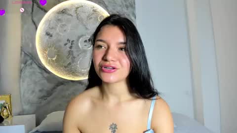 roxanaborns online show from November 9, 12:52 pm