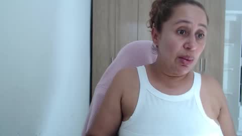 Roxana online show from October 31, 6:08 pm