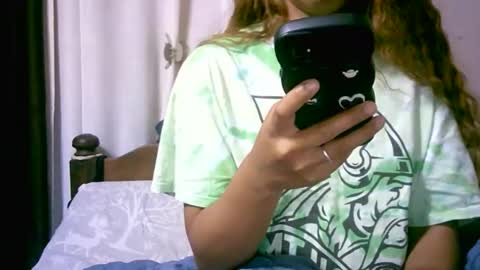 roxanne_98 online show from October 27, 11:16 pm