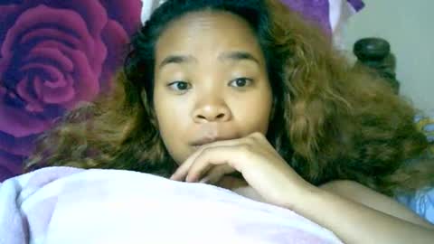 roxanne_98 online show from October 5, 5:49 am