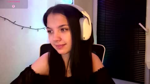 Hana online show from March 5, 5:11 pm