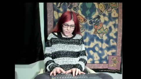 roxihazeleyes online show from March 6, 11:36 am