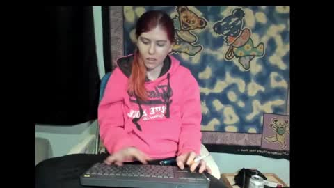 roxihazeleyes online show from March 5, 11:06 am