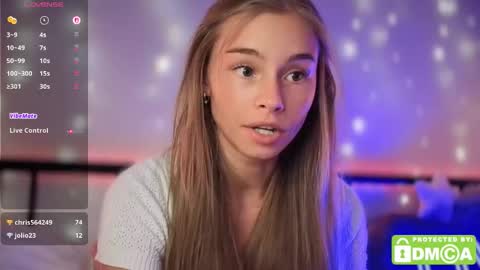 Snapshot of roxxxie_reid chatting on October 19, 8:46 pm Roxieex ABBY online show from October 19, 8:46 pm
