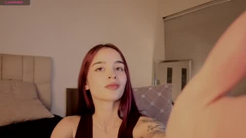 Snapshot of roxxy_mora chatting on September 19, 10:02 pm Roxxy online show from September 19, 10:02 pm