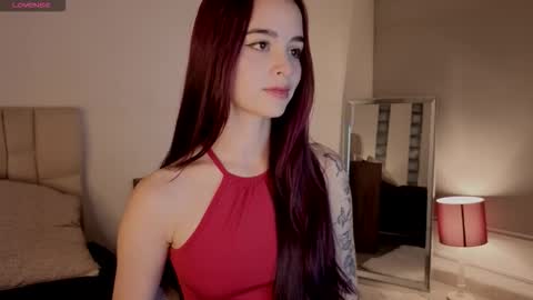 Snapshot of roxxy_mora chatting on September 16, 9:40 pm Roxxy online show from September 16, 9:40 pm