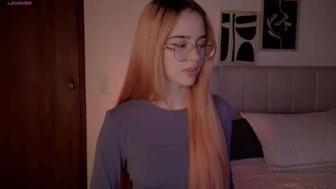 Roxxy online show from February 11, 11:41 pm