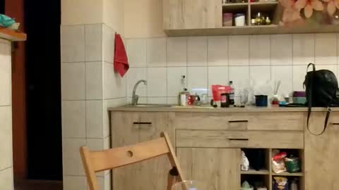 Snapshot of roxy8630 chatting on October 22, 7:04 pm roxy8630 online show from October 22, 7:04 pm