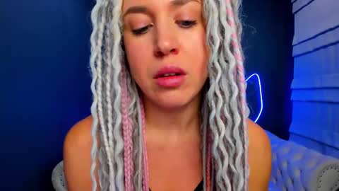 Roxy online show from November 22, 2:10 am