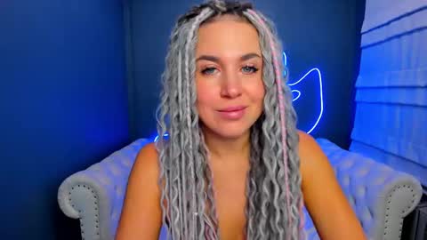 Roxy online show from October 3, 1:48 am