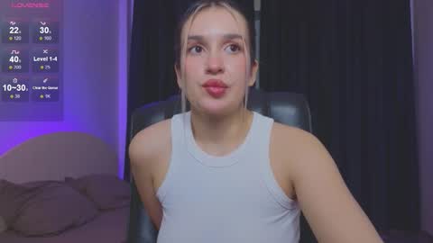 Roxy online show from November 17, 9:28 pm