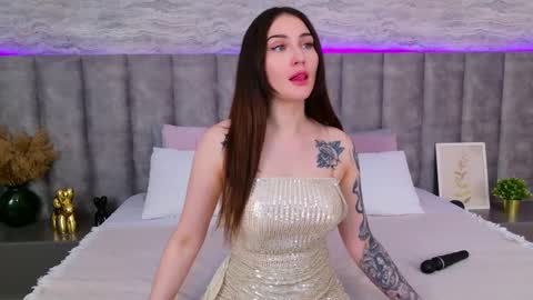 Roxy online show from March 8, 12:20 pm