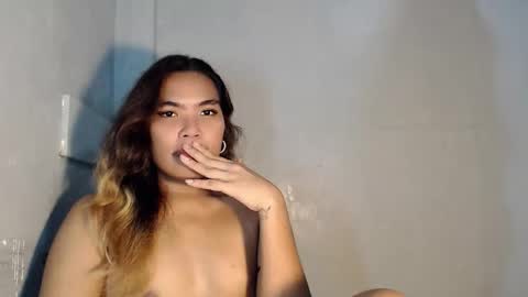 Snapshot of royaltymarcela6969 chatting on September 21, 1:15 pm royaltymarcela6969 online show from September 21, 1:15 pm