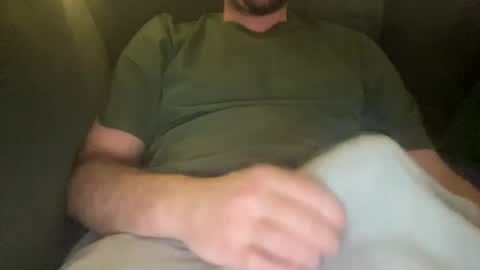 Snapshot of roythegil chatting on December 7, 10:23 pm roythegil online show from December 7, 10:23 pm