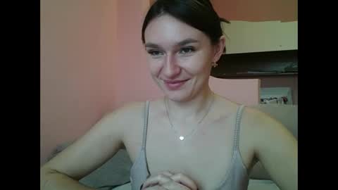 Snapshot of roza05x chatting on October 10, 9:15 am Roza05x online show from October 10, 9:15 am