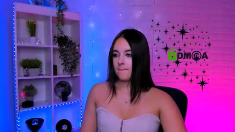 Snapshot of rozmary_ket chatting on October 13, 1:02 pm Im Rozmary nice to meet you 3 online show from October 13, 1:02 pm