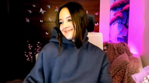 Snapshot of rozmary_ket chatting on January 31, 5:21 pm Im Rozmary nice to meet you 3 online show from January 31, 5:21 pm