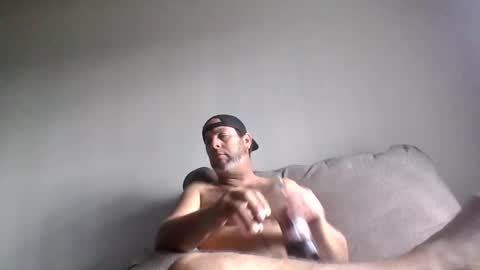 rubbingoneout714 online show from November 16, 5:26 pm