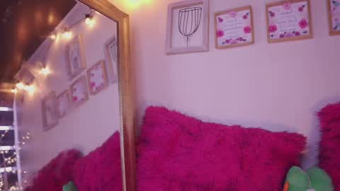 RUBY  online show from March 12, 9:35 pm