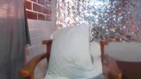 ruby_rose33 online show from October 20, 9:42 pm