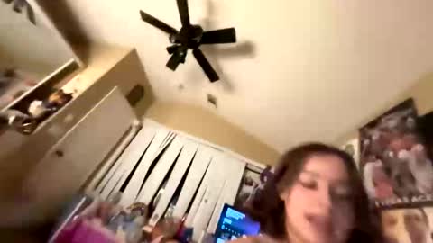 rubymonroe2007 online show from March 27, 2:17 am