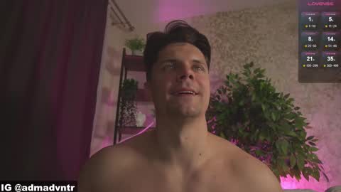 Adam online show from November 3, 4:30 pm