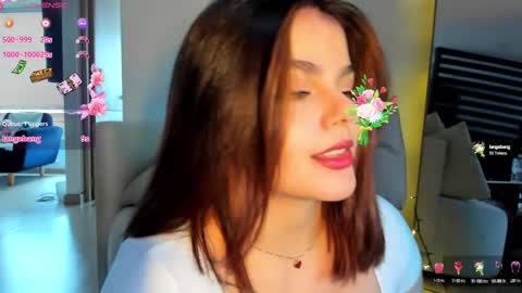 Lorenn online show from February 11, 7:48 pm