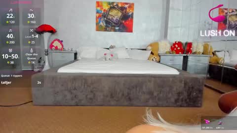 Ava online show from February 26, 12:38 pm