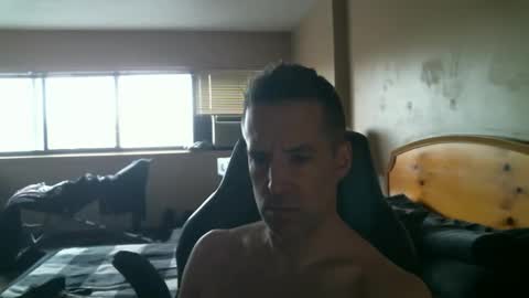 rustic_cuse_777 online show from October 24, 8:20 pm