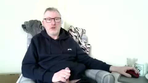 rusty69x online show from December 5, 11:19 am