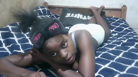 ruu_prettygal online show from February 24, 7:17 pm