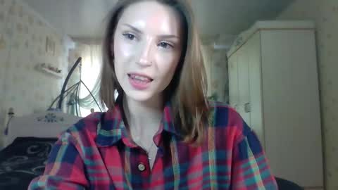 Snapshot of ruxashade chatting on October 2, 1:32 pm ruxashade online show from October 2, 1:32 pm