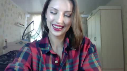 Snapshot of ruxashade chatting on October 6, 11:06 am ruxashade online show from October 6, 11:06 am
