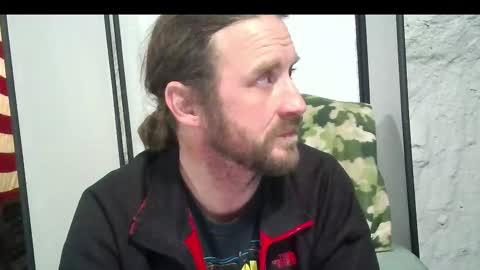 rwb1982 online show from December 14, 11:11 pm