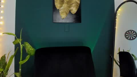 Ryan independent model online show from September 24, 12:50 am