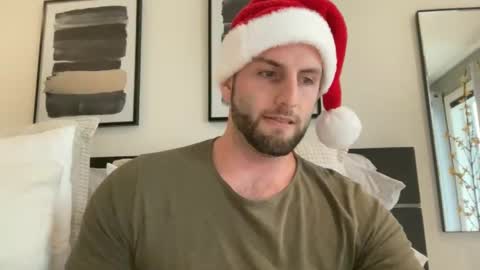 Snapshot of ryanandchadcb chatting on December 9, 8:01 pm Ryan Chad online show from December 9, 8:01 pm