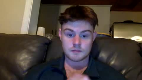 ryanhung_57 online show from February 17, 3:47 am