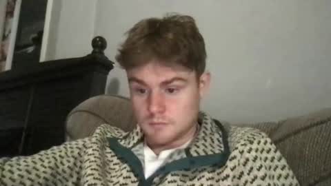 ryanhung_57 online show from January 12, 3:02 am