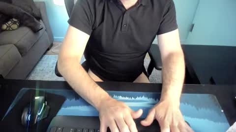 Snapshot of ryanontour chatting on October 27, 4:07 pm Ryan in NYC online show from October 27, 4:07 pm