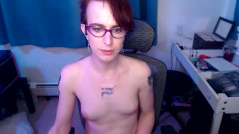 Snapshot of ryff_burnz chatting on March 8, 8:14 pm Ryff Burnz online show from March 8, 8:14 pm